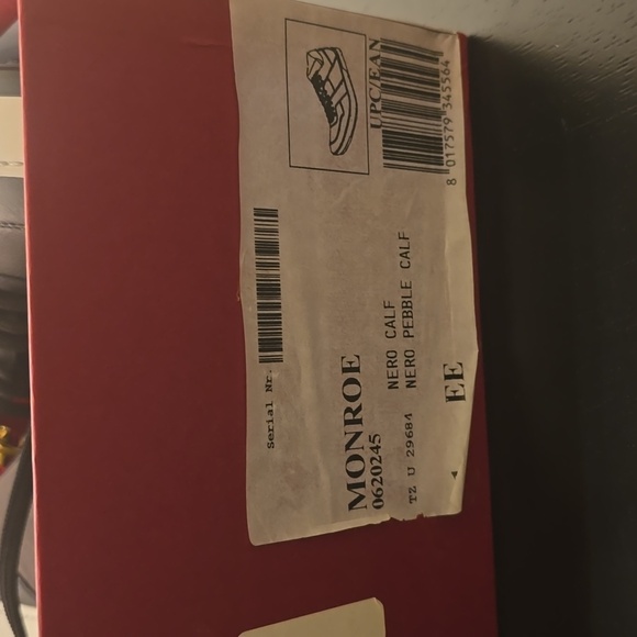 Salvatore Ferragamo Sneakers - Picture 5 of 5